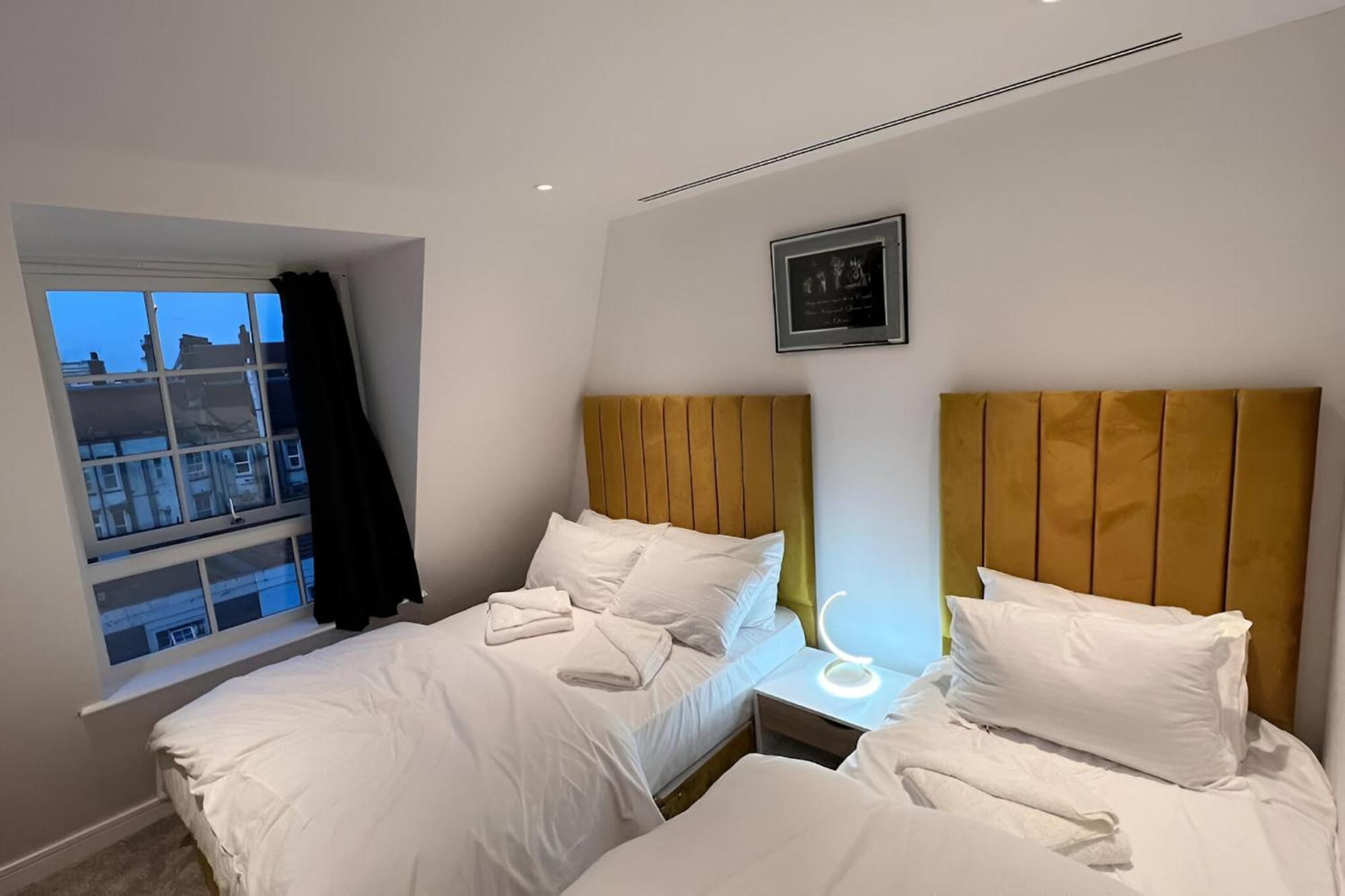 Reserve Amazing 2-Bedroom Penthouse In Marble Arch 74 Лондон Экстерьер фото